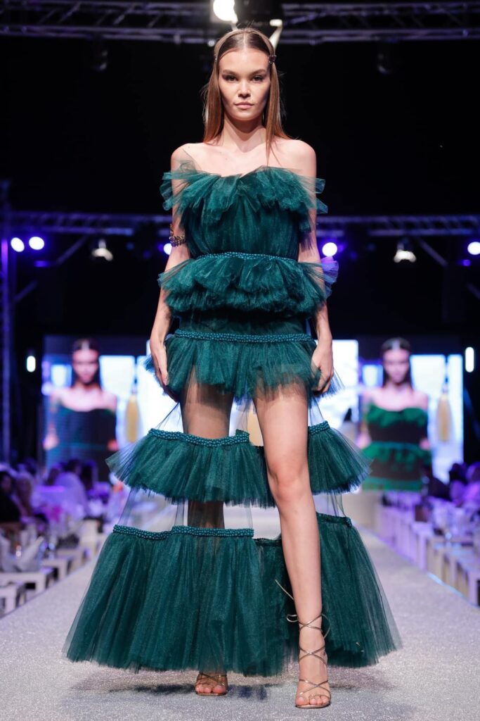 Mikka Kosseva Couture представи официални облекла на Summer Fashion Weekend 2023